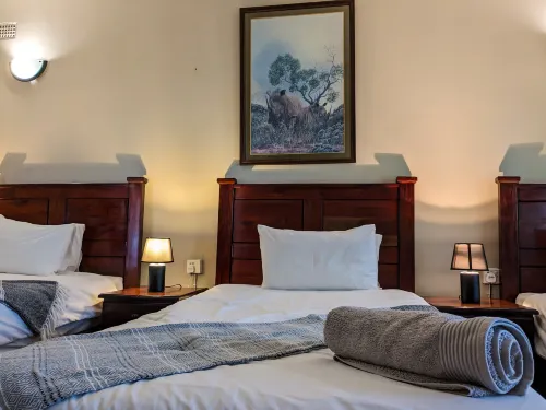 Zambezi Family Lodge - Rhino Room