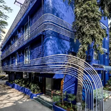 Hotel Kemps Corner Отели рядом с достопримечательностью «Mani Bhavan Gandhi Museum»