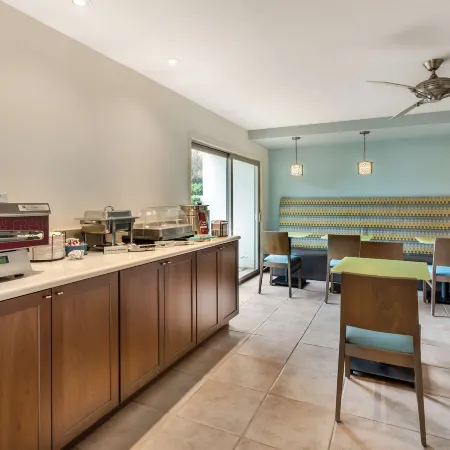 Best Western Plus Monterey Inn