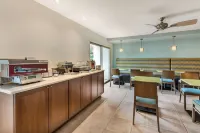 Best Western Plus Monterey Inn - breakfast