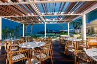 SLS Cancun Hotel & Residences