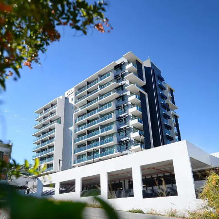 Oaks Gladstone Grand Hotel