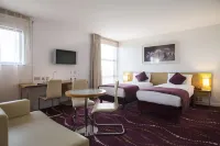 Louis Fitzgerald Hotel Hotels near The Hell Fire Club