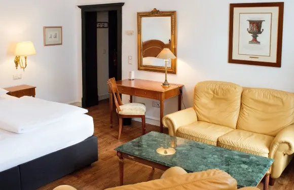 哈雷多梅洛酒店