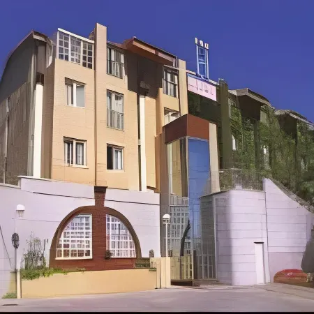 Arha Villa de Suances - Antiguo Albatros Hotels in Suances
