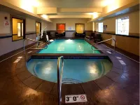 Comfort Inn Ballard-Roosevelt - Pools