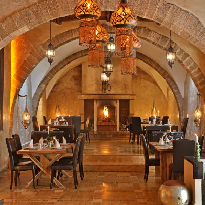 دار لوسيا Hotels near Heure Bleue Palais : Hôtel & Restaurant