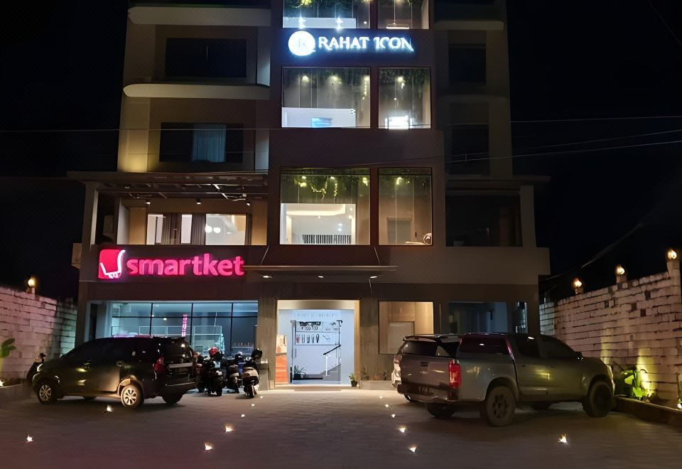 라핫 아이콘 호텔