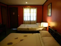 Kuting Reef Resort Hotels near Hinundayan Beach