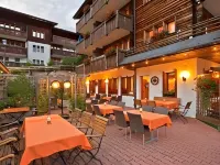 Hotel Landhaus - parking