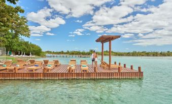 Cristalino Lagoon Front Hotel, Restaurant & Spa