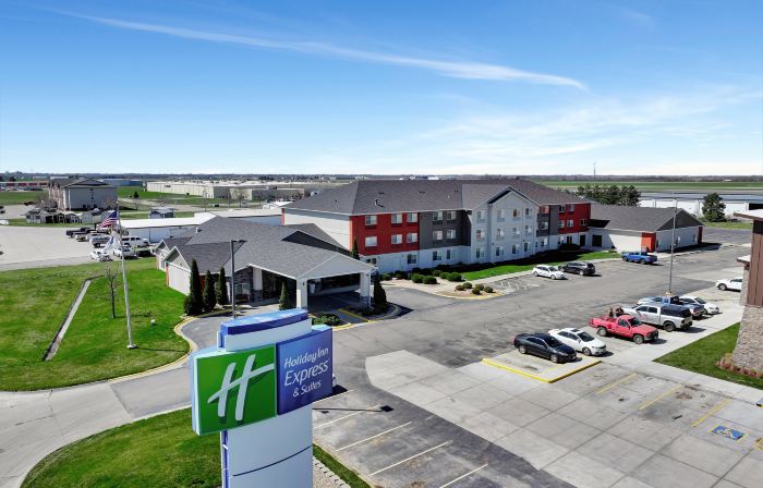 Holiday Inn Express & Suites BEATRICE by IHG