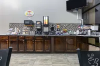 Super 8 by Wyndham Grand Prairie North - breakfast
