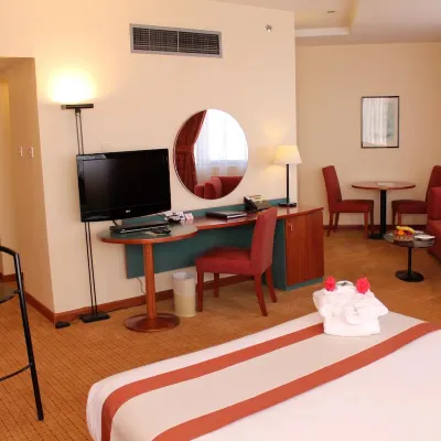 Al Diar Dana Hotel Hotels near Formal Park