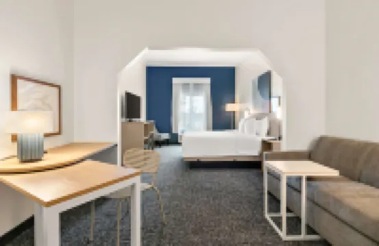 สปาร์ค โดย ฮิลตันคอมเมิร์ซ, GA โรงแรมใน