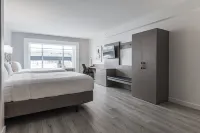 Holiday Inn Express & Suites Saint - Hyacinthe Hotels in Saint-Hyacinthe