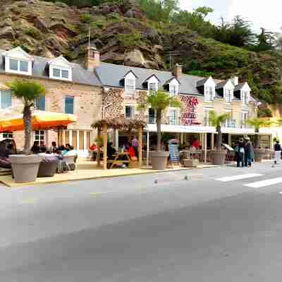 La Table De Jeanne - Hôtel & Restaurant Hotel Exterior