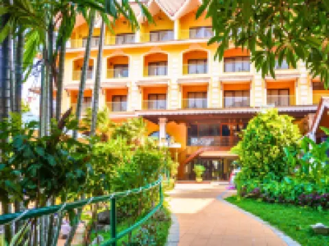 Acron Candolim Regina Hotels in Candolim