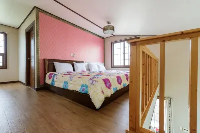 Tongyeong Five Fingers Pension