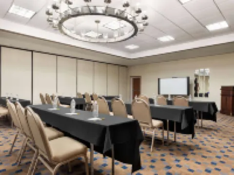 利哈伊谷/阿倫敦機場戴斯酒店 利哈伊縣酒店