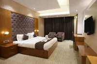 The Emerald Grand