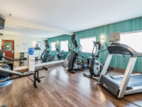 Holiday Inn Express & Suites FRANKLIN by IHG Hotels in Simpson County