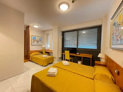 Hotel Dei Fiori Hotels near Famagosta