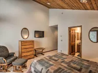 Colorado Home on Golf Course, Near Vail Ski Resort Hotels in Eagle-Vail