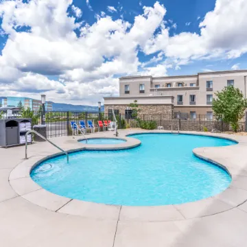 Holiday Inn Express & Suites COLORADO SPRINGS AFA NORTHGATE by IHG Отели рядом с достопримечательностью «Парк Коттонвуд Крик»
