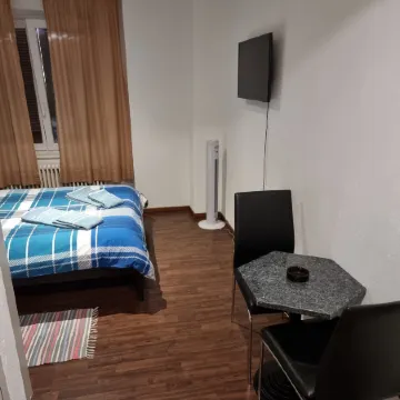 Double Room with Air Conditioning Del Ponte Break Отели в г. Минузио