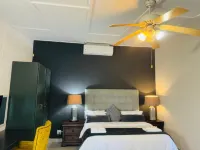 Busa House Self-Catering Guest House Hotels in White River