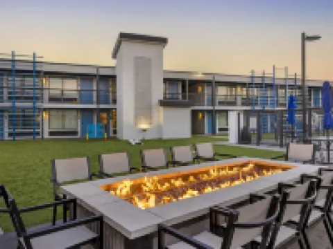 Aiden by Best Western @ South Reno Hotels in Reno