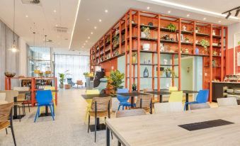 B&B HOTEL Mechelen - Housity
