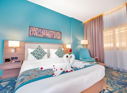 Mena ApartHotel Albarsha at the Mall