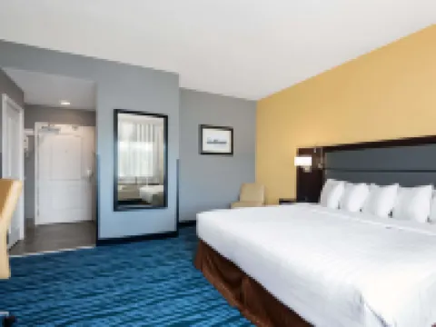 ホテル 1550 - SFO エアポート ミルブレーのホテル