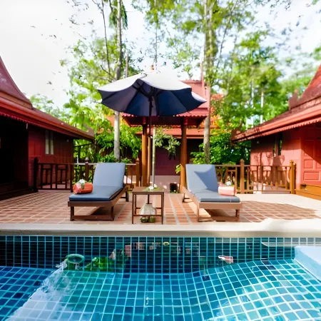 Baan Amphawa Resort & Spa