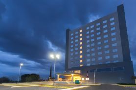 Fiesta Inn Suites Aeropuerto del Bajío