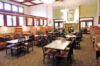 Four Points by Sheraton Portland East