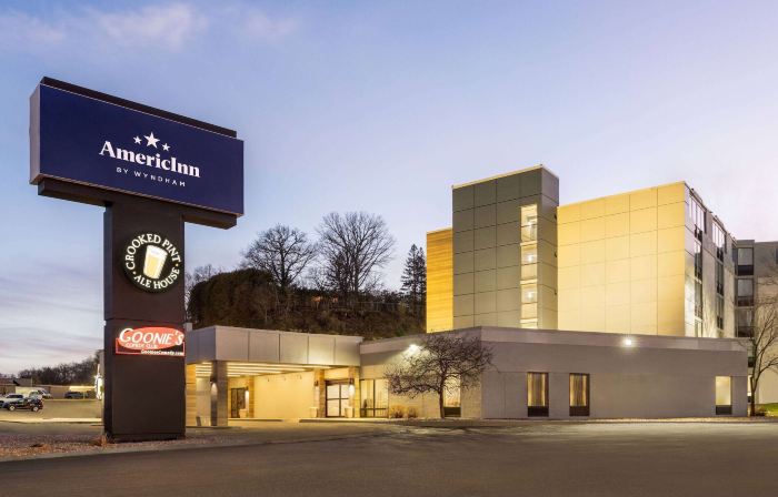 AmericInn by Wyndham Rochester Near Mayo Clinic