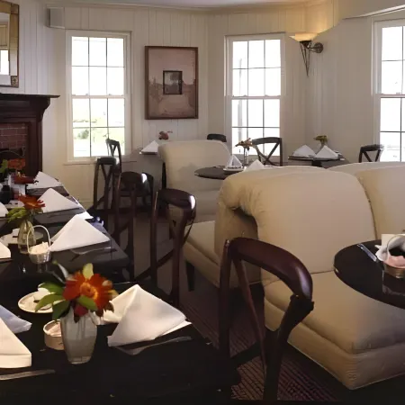 The Beach House Inn