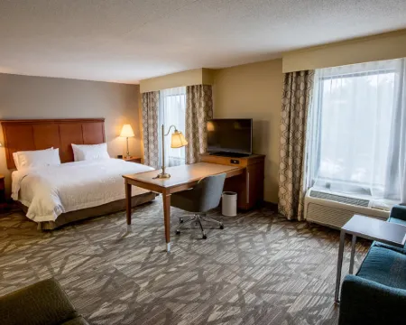 Hampton Inn & Suites Tilton Hotels in Tilton