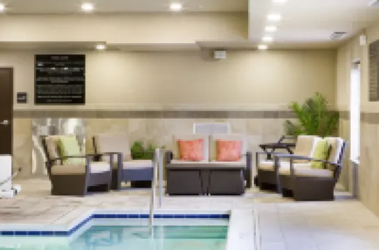 แฮมป์ตันอินน์ แฮร์ริสันเบิร์ก - เซาท์ โรงแรมในแฮร์ริสันเบิร์ก