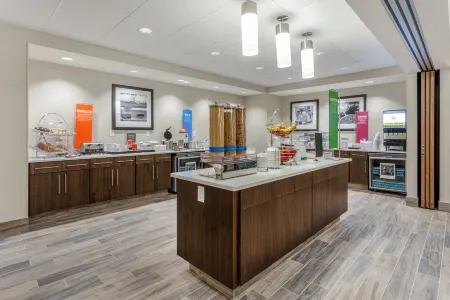 Hampton Inn & Suites Burlington