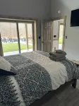 Gone Fishing cabin- family-friendly, riverfront & minutes from East Branch Lake.