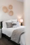 Newly Built Home with Mountain Views perfect for your next Desert Escape Hotels near Goldfield Ghost Town and Mine Tours Inc.