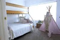 Lake House, by the beach