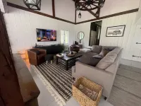 Modern Rustic 5 Bedroom Home In the Foothills of the Catskills Mountains. 5 ⭐️