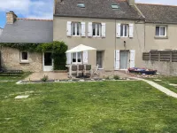 Seaside house Hotels in Plouneour-Trez