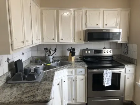 The Rustic @ Paseo de Encinal Dr # 1