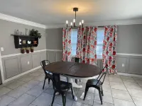 Close to trails and Norris Lake